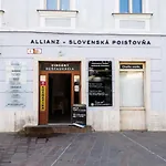 Cute In The Heart Of Old Town Appartamento Košice